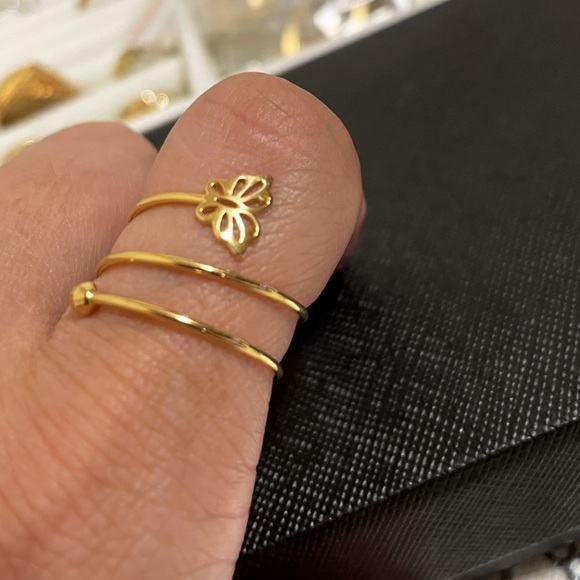 Spiral Butterfly Ring - Picture 3 of 4